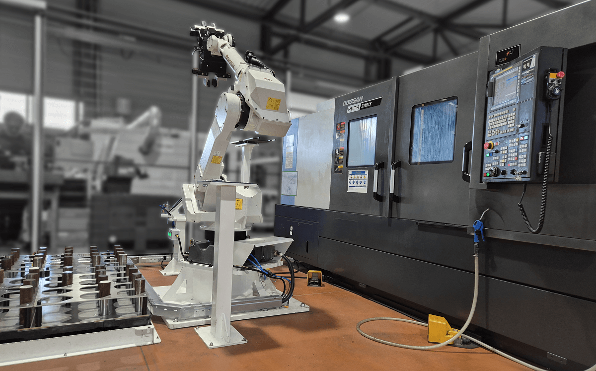 robot-tour-doosan-Puma-3100-LY